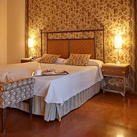 Hotel Eurostars Monumento Monasterio De San Clodio Leiro