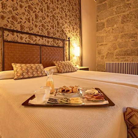 酒店 Eurostars Monumento Monasterio De San Clodio 莱罗格兰德